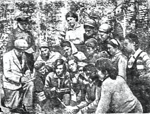 1942_08_23_199_2_В лагере военруков фото 3.png