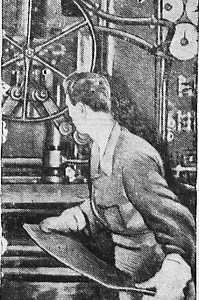 1943_03_28_69_1_Фото Пантелеева В. - стахановца цеха холодного проката_фото.png