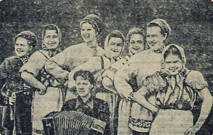 1943_06_13_123_2_Фото участников художественной самодеятельности Нижнетагильской типографии_фото.png